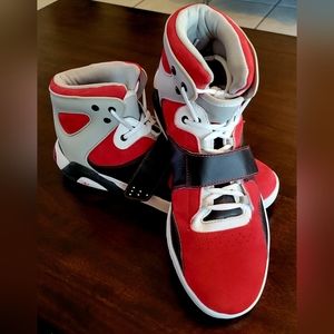 Men's Addidas Sz 9 1/2